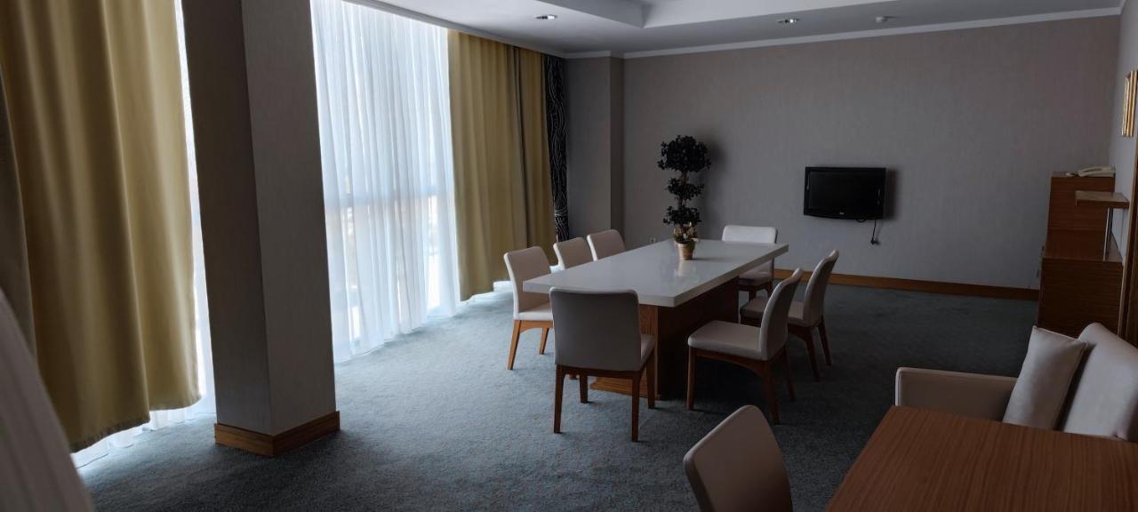 Grand Nur Plaza Hotel Aktau  Exterior photo