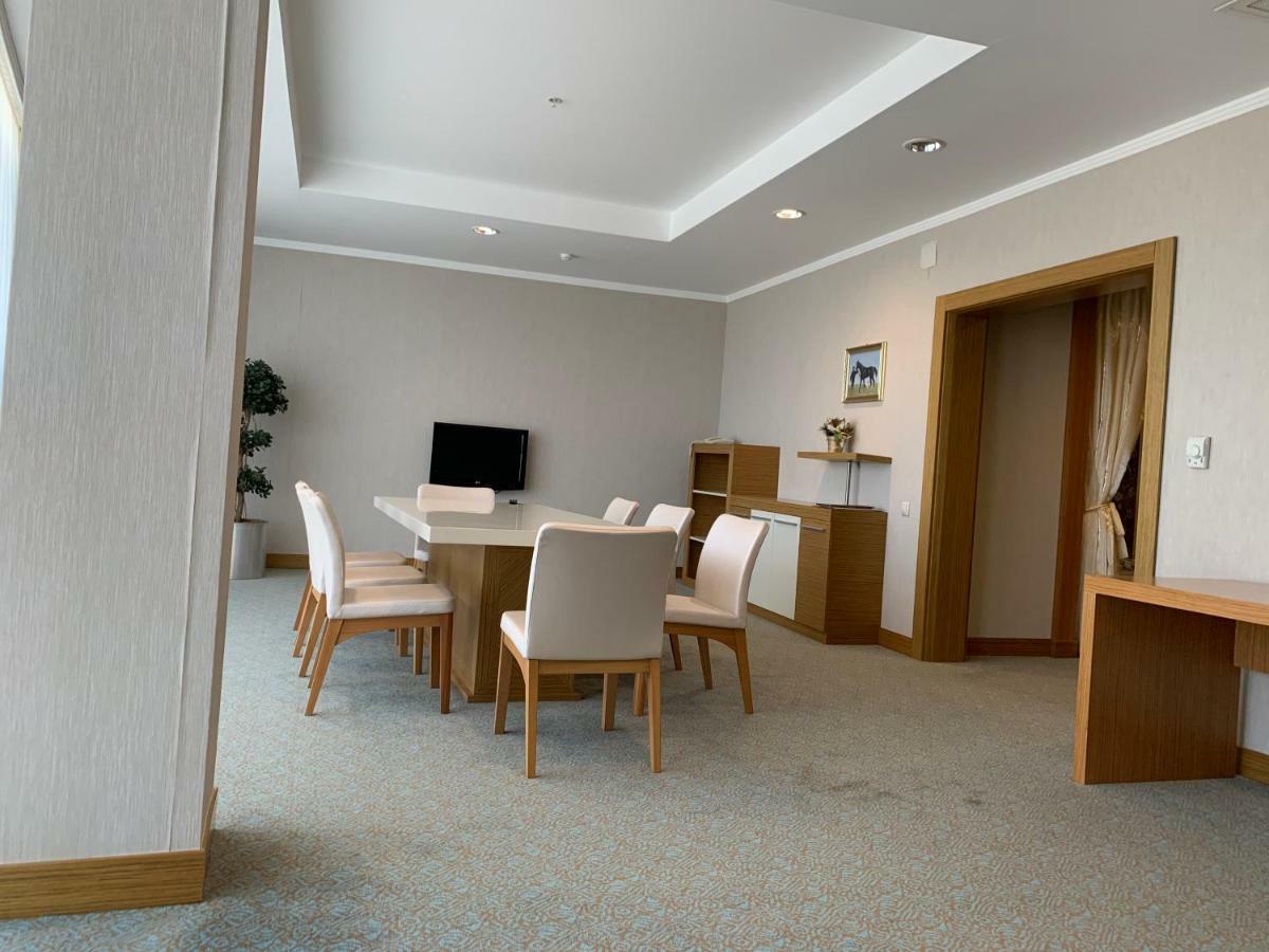 Grand Nur Plaza Hotel Aktau  Exterior photo